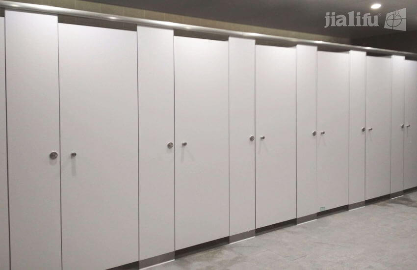 Highway-Toilet-Cubicles-HZMB