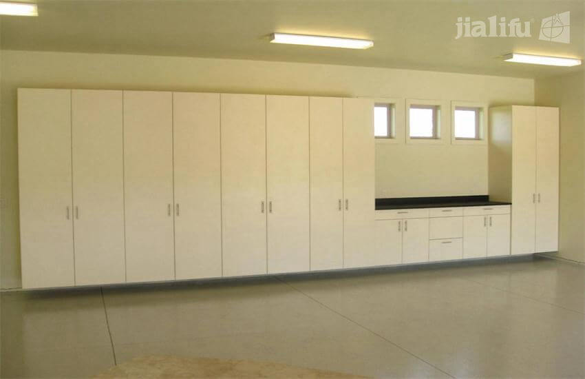 Compact laminate lockers